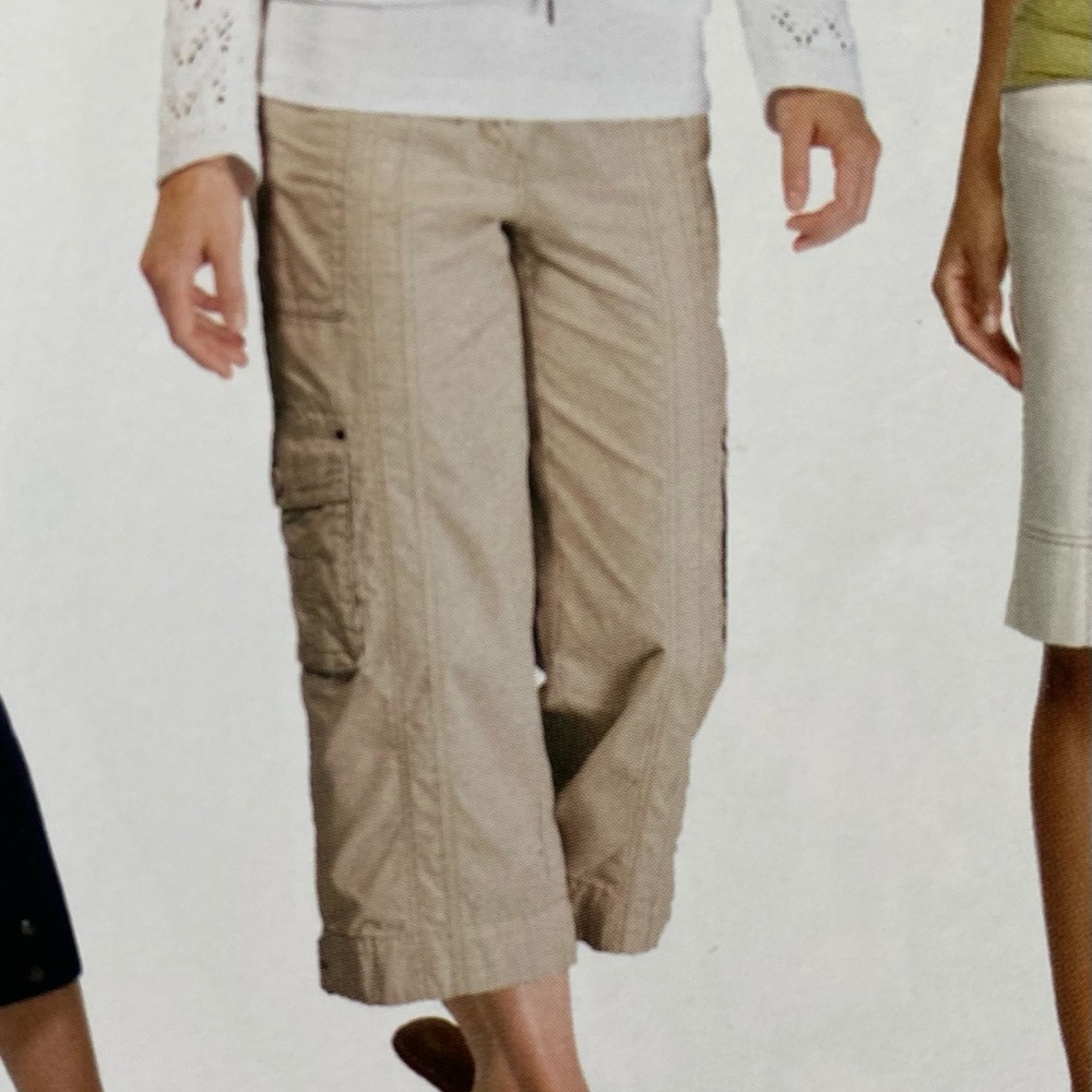 Cabi Clamdigger crop pant size 6